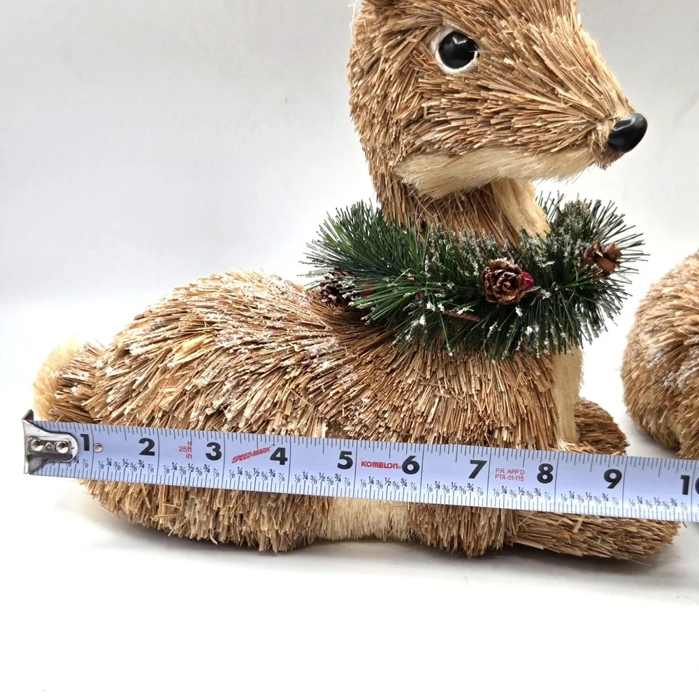 Lot of 2 Straw Deer Holiday Winter Rustic‎ Farmhouse Country Decor 9x11